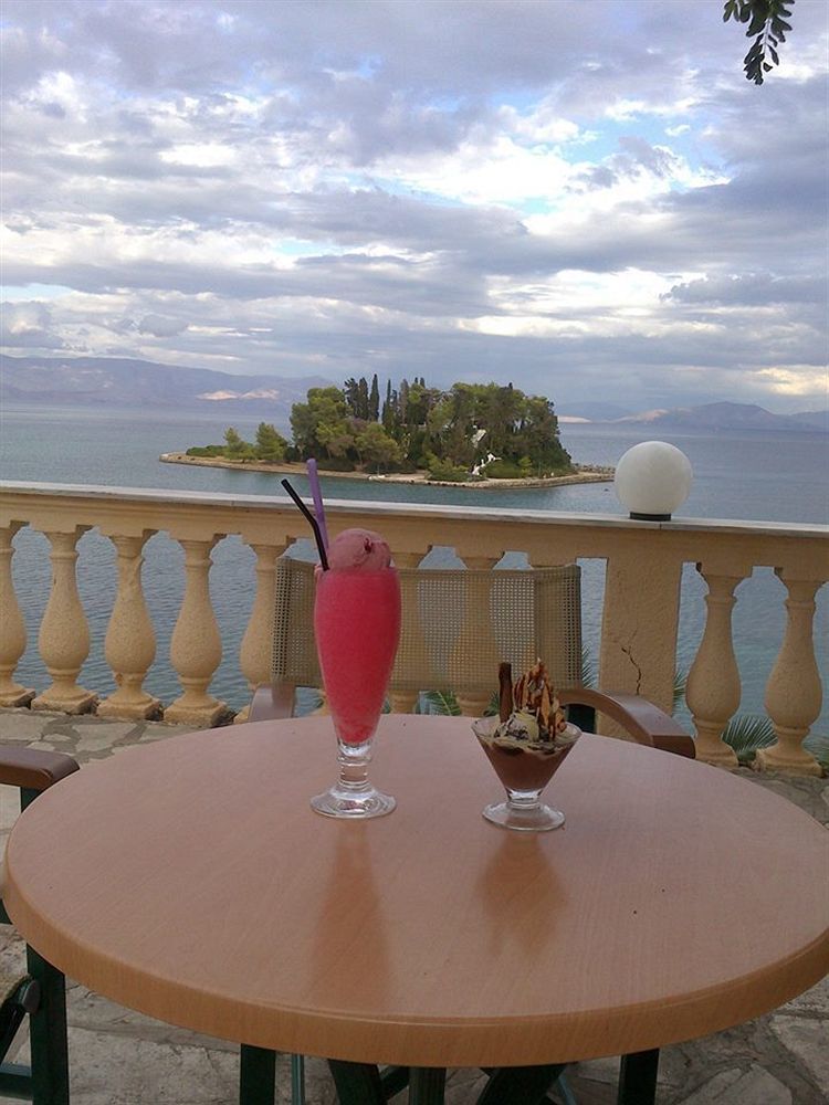 Aegli Hotel Перама Экстерьер фото