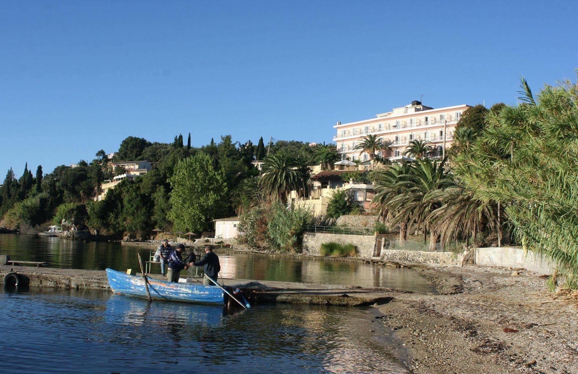 Aegli Hotel Перама Экстерьер фото